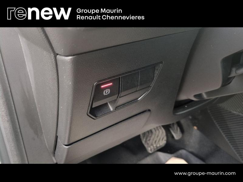 Photo 14 de l’annonce de DACIA Duster d’occasion à vendre à CHENNEVIÈRES-SUR-MARNE