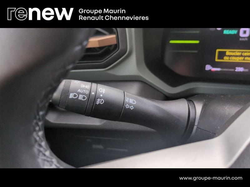 Photo 17 de l’annonce de DACIA Duster d’occasion à vendre à CHENNEVIÈRES-SUR-MARNE