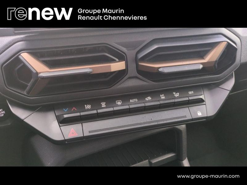 Photo 19 de l’annonce de DACIA Duster d’occasion à vendre à CHENNEVIÈRES-SUR-MARNE
