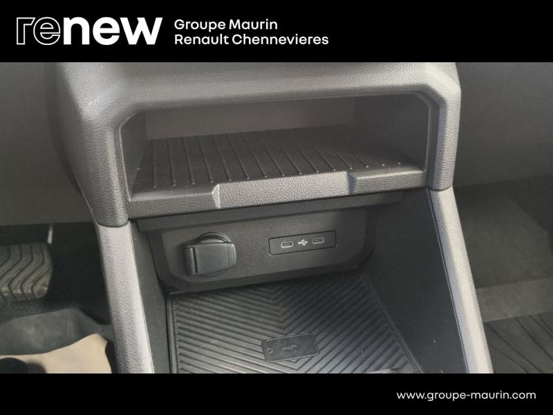 Photo 20 de l’annonce de DACIA Duster d’occasion à vendre à CHENNEVIÈRES-SUR-MARNE