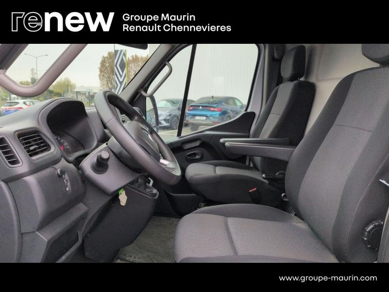 Photo 18 de l’annonce de RENAULT Master Fg VUL d’occasion à vendre à CHENNEVIÈRES-SUR-MARNE