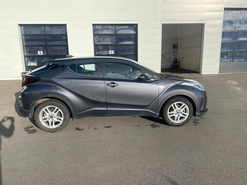 Photo 5 de l’annonce de TOYOTA C-HR d’occasion à vendre à CHARMEIL