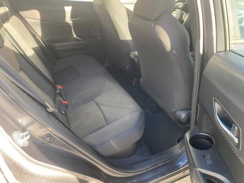 Photo 19 de l’annonce de TOYOTA C-HR d’occasion à vendre à CHARMEIL