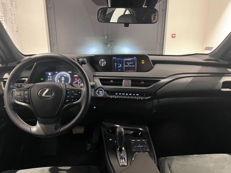 Photo 12 de l’annonce de LEXUS UX d’occasion à vendre à LATTES
