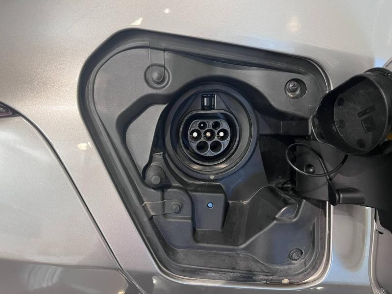 Photo 18 de l’annonce de LEXUS UX d’occasion à vendre à LATTES