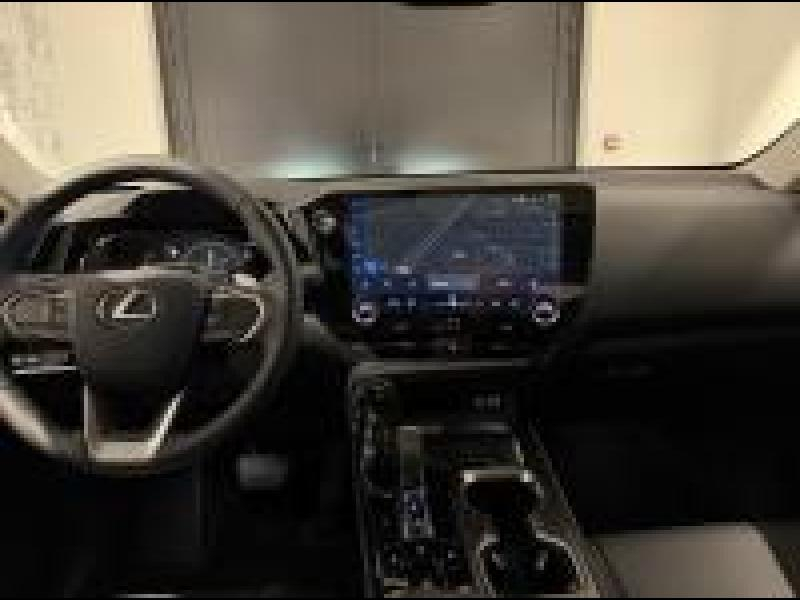 Photo 7 de l’annonce de LEXUS NX d’occasion à vendre à LATTES
