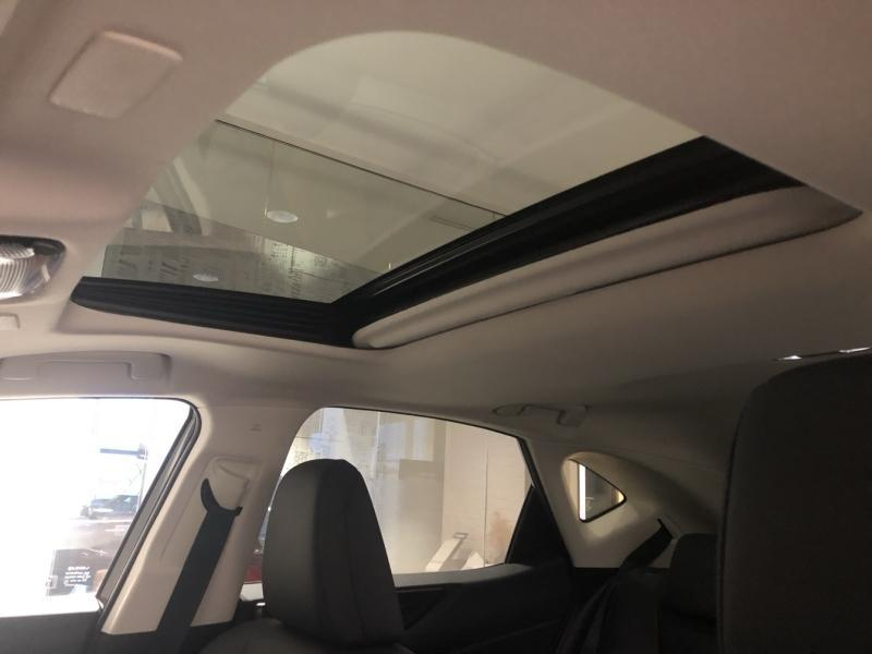 Photo 14 de l’annonce de LEXUS NX d’occasion à vendre à LATTES