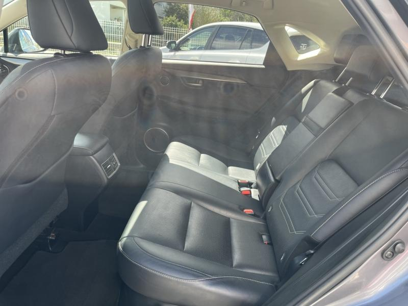 Photo 14 de l’annonce de LEXUS NX d’occasion à vendre à LATTES