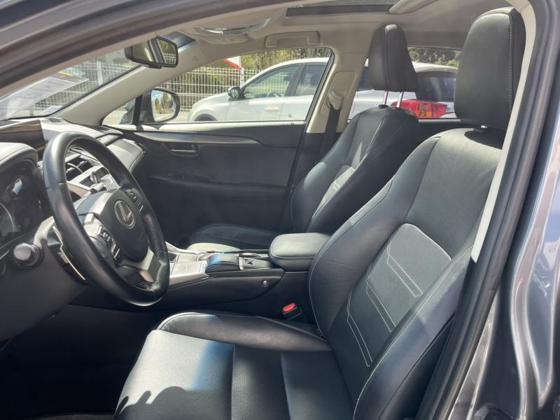 Photo 17 de l’annonce de LEXUS NX d’occasion à vendre à LATTES