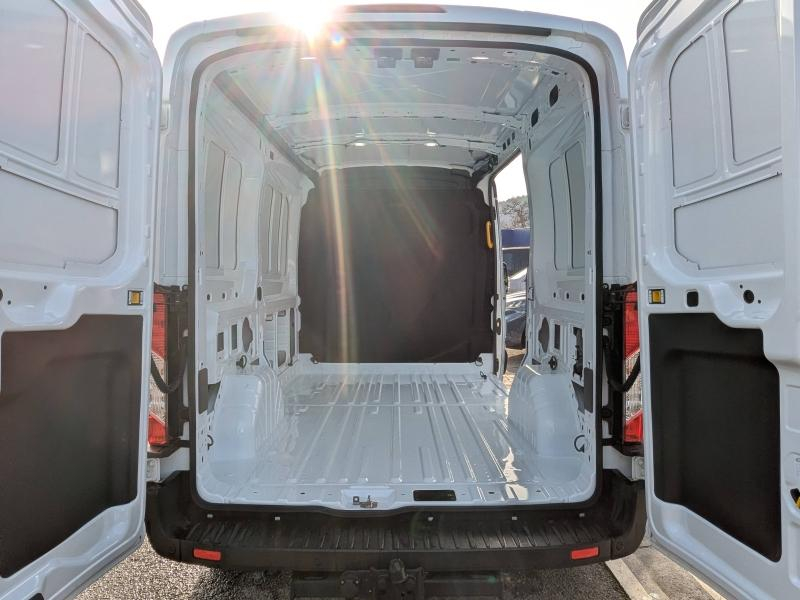 Photo 9 de l’annonce de FORD Transit 2T Fg VUL d’occasion à vendre à DRAGUIGNAN