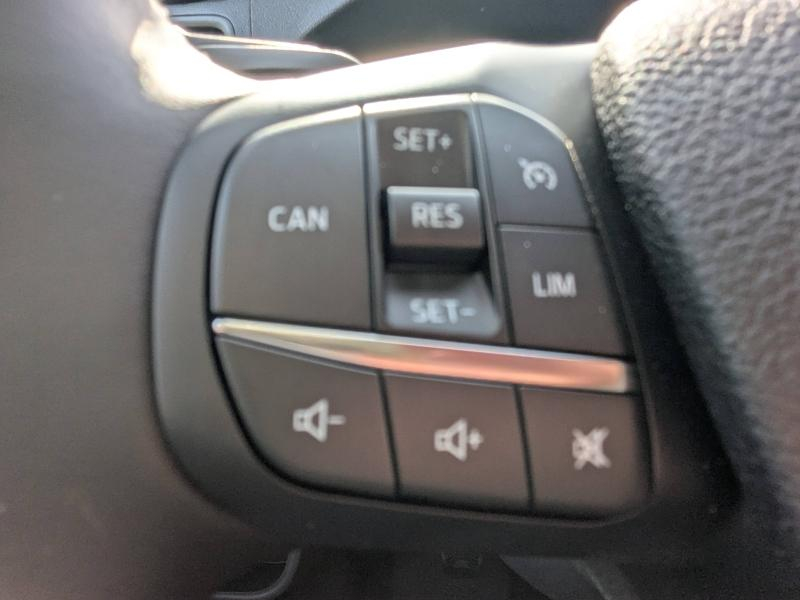 Photo 16 de l’annonce de FORD Transit 2T Fg VUL d’occasion à vendre à DRAGUIGNAN