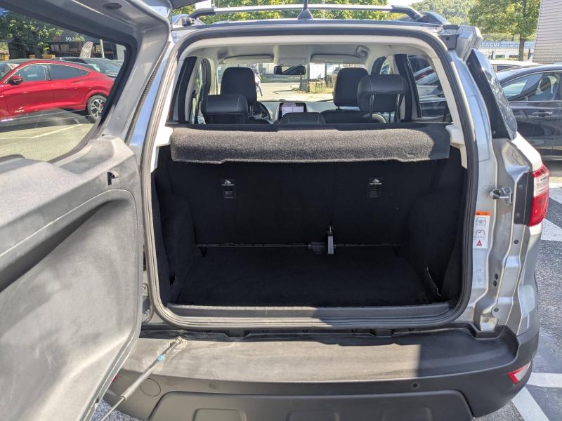 Photo 11 de l’annonce de FORD EcoSport d’occasion à vendre à DRAGUIGNAN