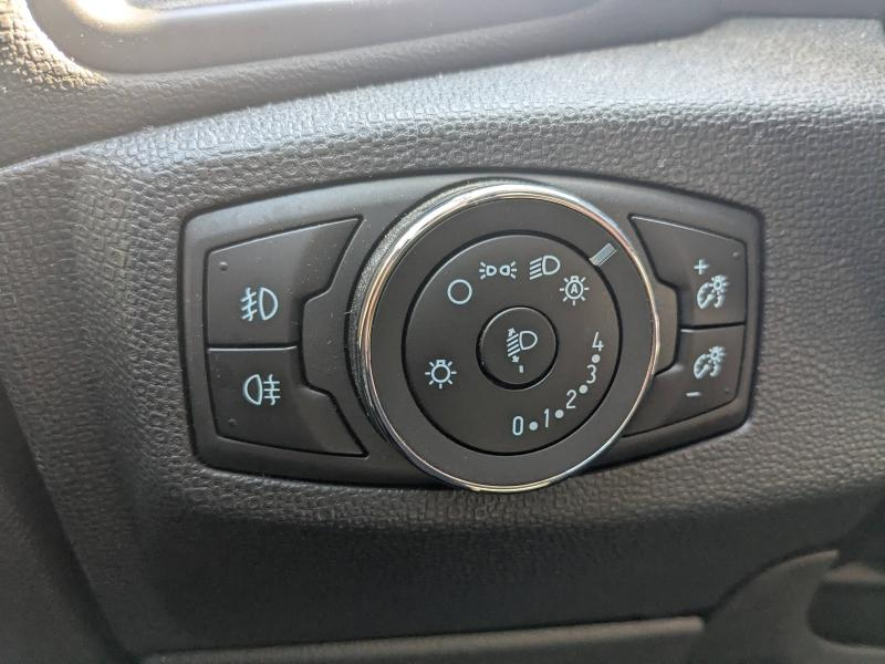 Photo 16 de l’annonce de FORD EcoSport d’occasion à vendre à DRAGUIGNAN