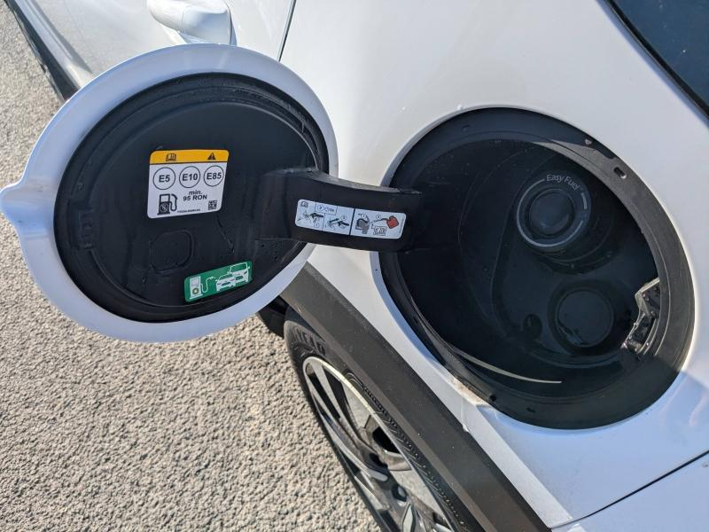 Photo 10 de l’annonce de FORD Puma d’occasion à vendre à DRAGUIGNAN