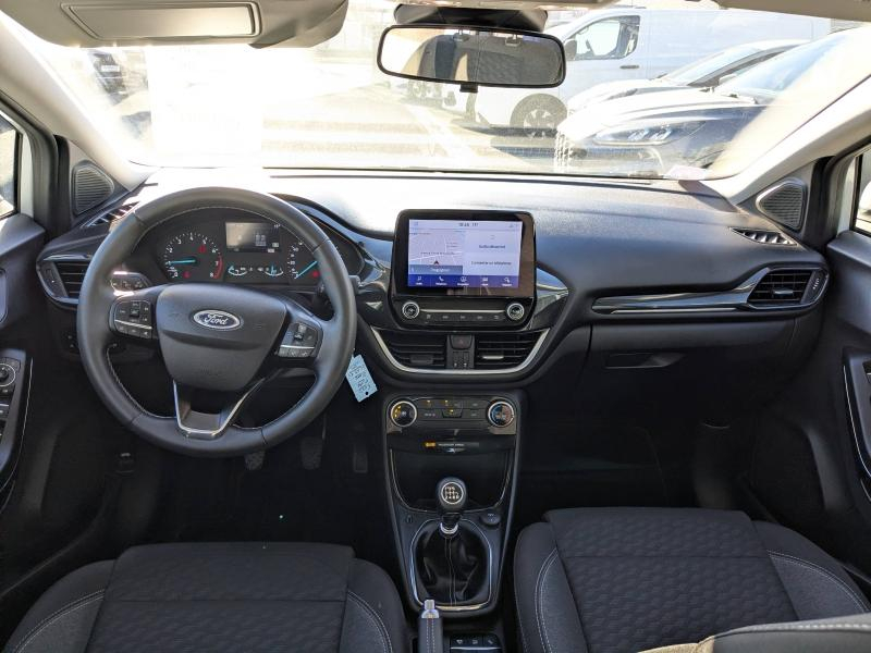 Photo 12 de l’annonce de FORD Puma d’occasion à vendre à DRAGUIGNAN