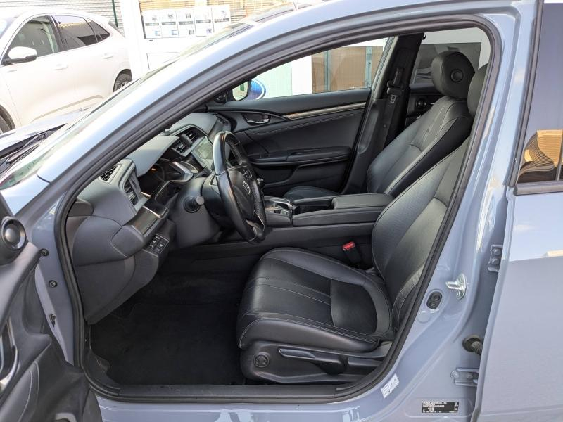 Photo 14 de l’annonce de HONDA Civic d’occasion à vendre à DRAGUIGNAN