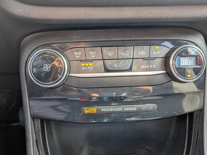 Photo 19 de l’annonce de FORD Puma d’occasion à vendre à DRAGUIGNAN