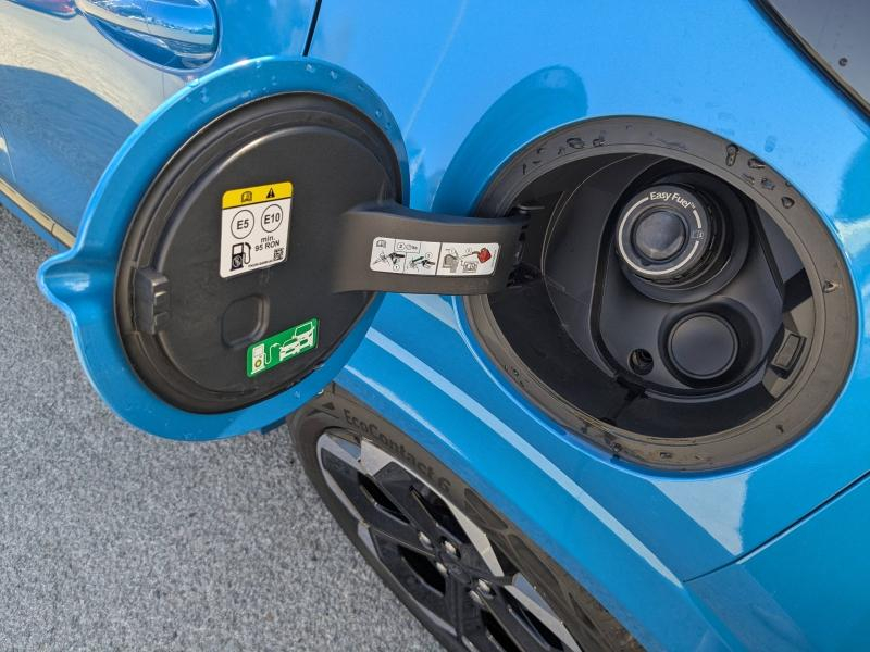 Photo 10 de l’annonce de FORD Puma d’occasion à vendre à DRAGUIGNAN