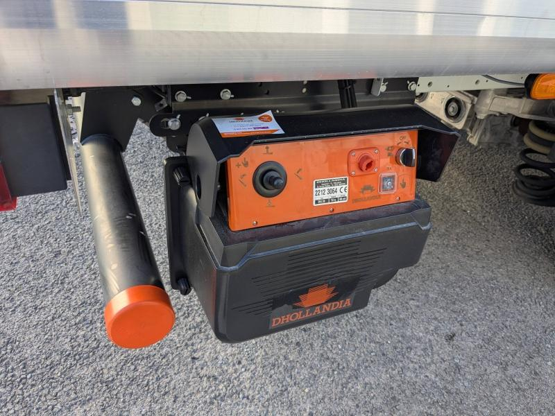 Photo 7 de l’annonce de FORD Transit 2T Fg VUL d’occasion à vendre à DRAGUIGNAN