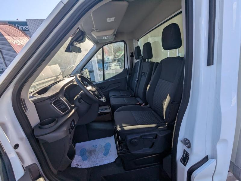 Photo 13 de l’annonce de FORD Transit 2T Fg VUL d’occasion à vendre à DRAGUIGNAN