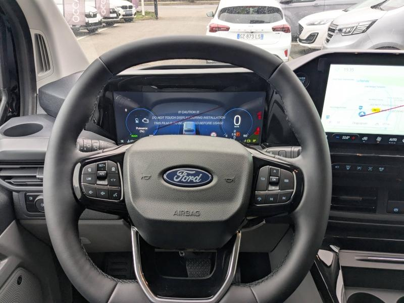 Photo 20 de l’annonce de FORD Tourneo Custom d’occasion à vendre à DRAGUIGNAN