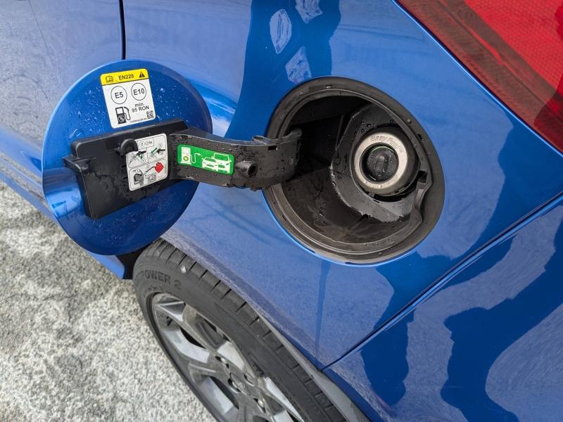 Photo 8 de l’annonce de FORD EcoSport d’occasion à vendre à DRAGUIGNAN