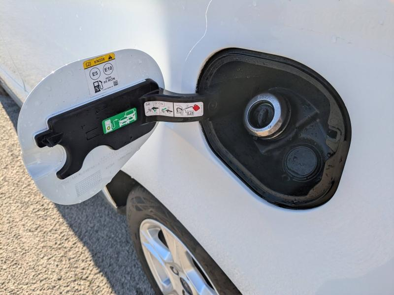 Photo 9 de l’annonce de FORD Transit Courier VUL d’occasion à vendre à DRAGUIGNAN