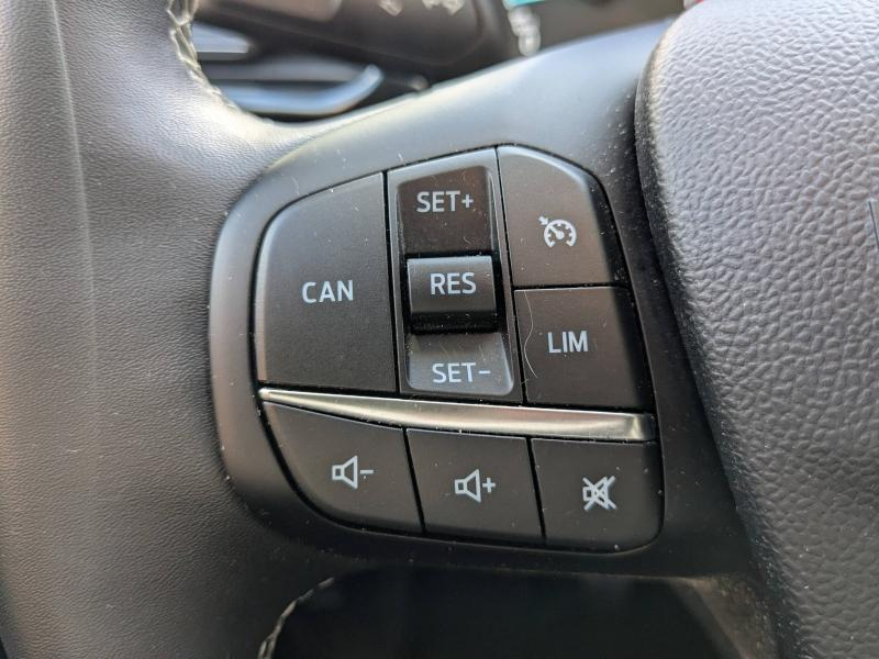 Photo 16 de l’annonce de FORD Puma d’occasion à vendre à DRAGUIGNAN