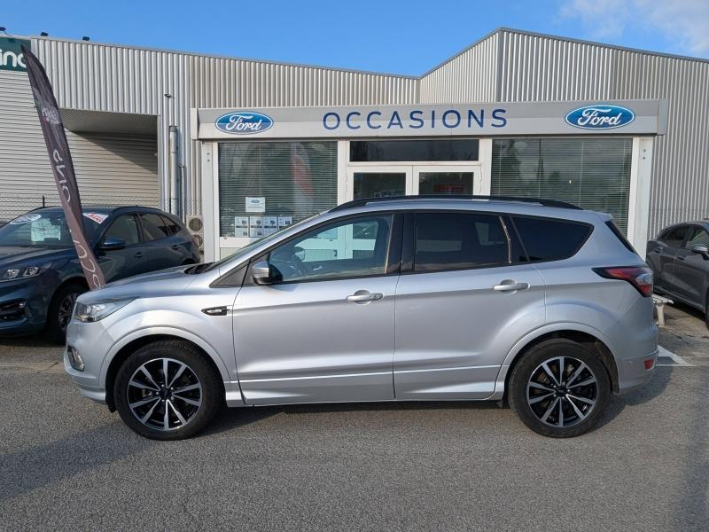 Photo 6 de l’annonce de FORD Kuga d’occasion à vendre à DRAGUIGNAN