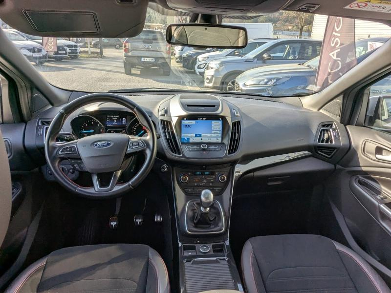 Photo 13 de l’annonce de FORD Kuga d’occasion à vendre à DRAGUIGNAN