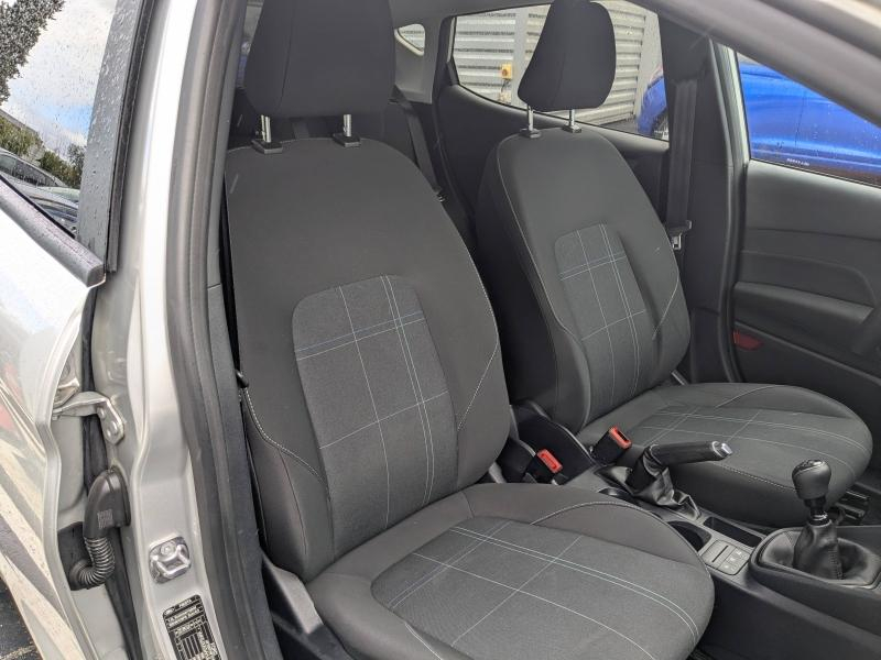 Photo 7 de l’annonce de FORD Fiesta d’occasion à vendre à DRAGUIGNAN