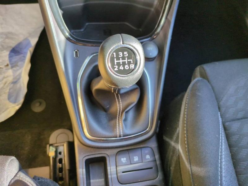 Photo 10 de l’annonce de FORD Puma d’occasion à vendre à NÎMES