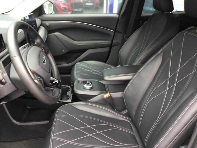 Photo 8 de l’annonce de FORD Mustang Mach-E d’occasion à vendre à AVIGNON