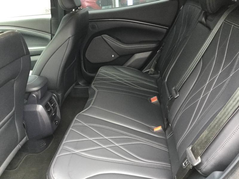 Photo 10 de l’annonce de FORD Mustang Mach-E d’occasion à vendre à AVIGNON