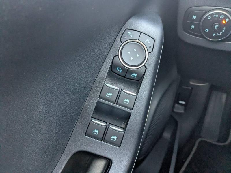 Photo 10 de l’annonce de FORD Puma d’occasion à vendre à MARSEILLE