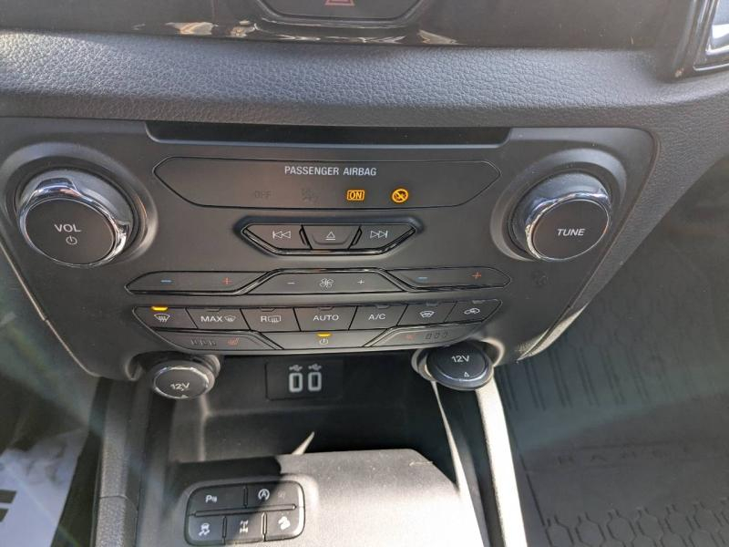 Photo 10 de l’annonce de FORD Ranger VUL d’occasion à vendre à MARSEILLE