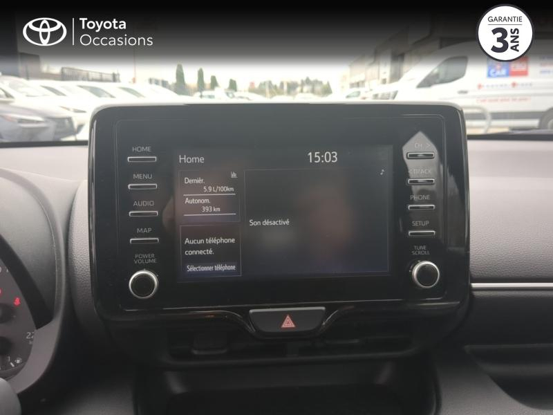 Photo 15 de l’annonce de TOYOTA Yaris d’occasion à vendre à ARLES