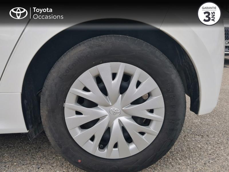 Photo 16 de l’annonce de TOYOTA Yaris d’occasion à vendre à ARLES