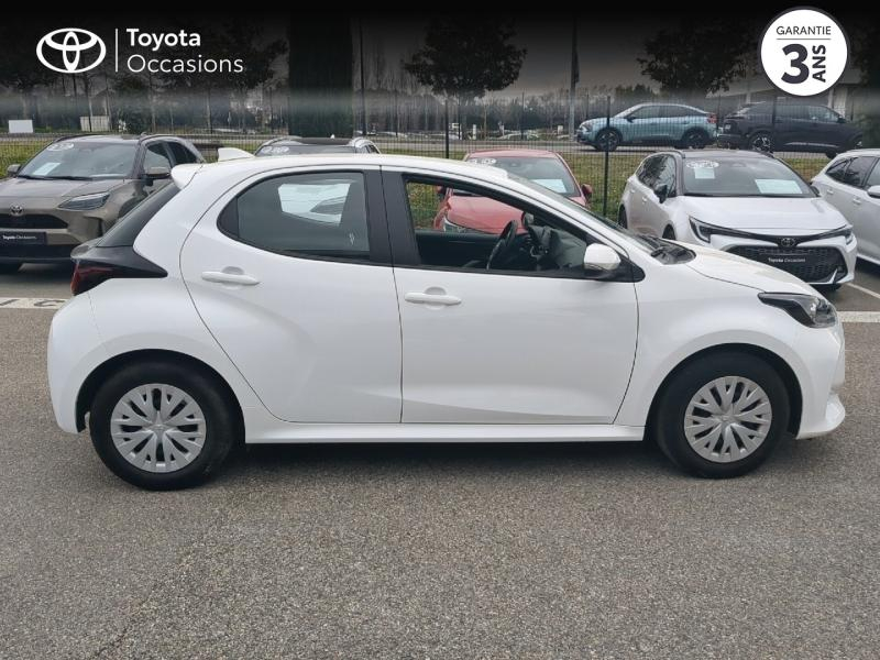 Photo 17 de l’annonce de TOYOTA Yaris d’occasion à vendre à ARLES