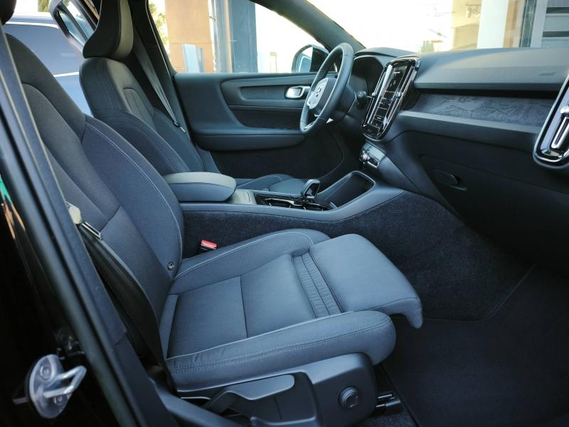 Photo 17 de l’annonce de VOLVO XC40 d’occasion à vendre à AVIGNON