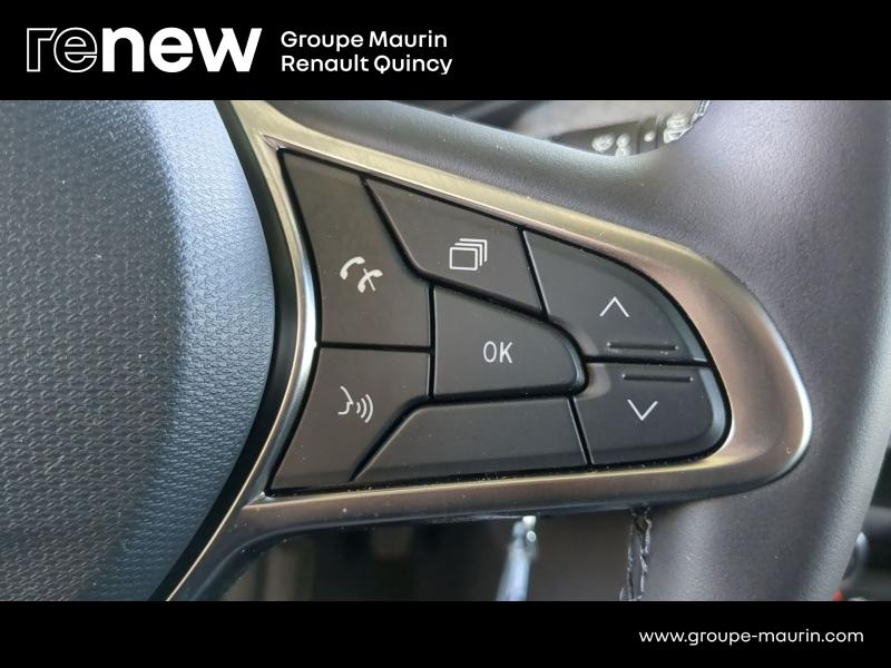 Photo 14 de l’annonce de RENAULT Clio d’occasion à vendre à QUINCY-SOUS-SÉNART