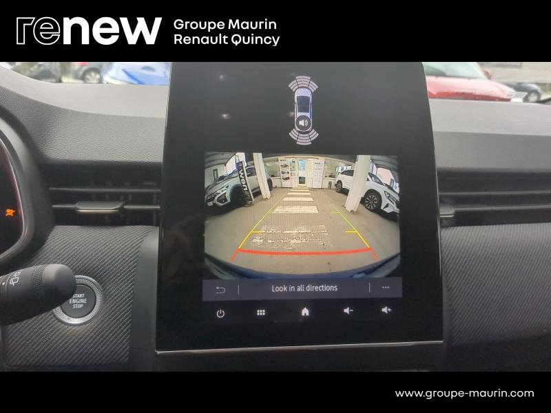 Photo 15 de l’annonce de RENAULT Clio d’occasion à vendre à QUINCY-SOUS-SÉNART