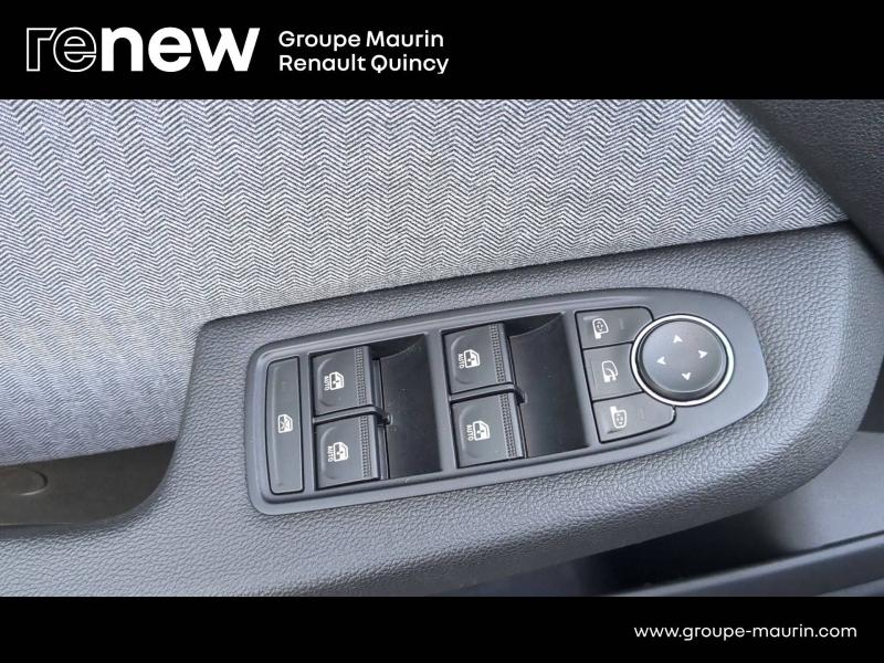 Photo 3 de l’annonce de RENAULT Clio d’occasion à vendre à QUINCY-SOUS-SÉNART