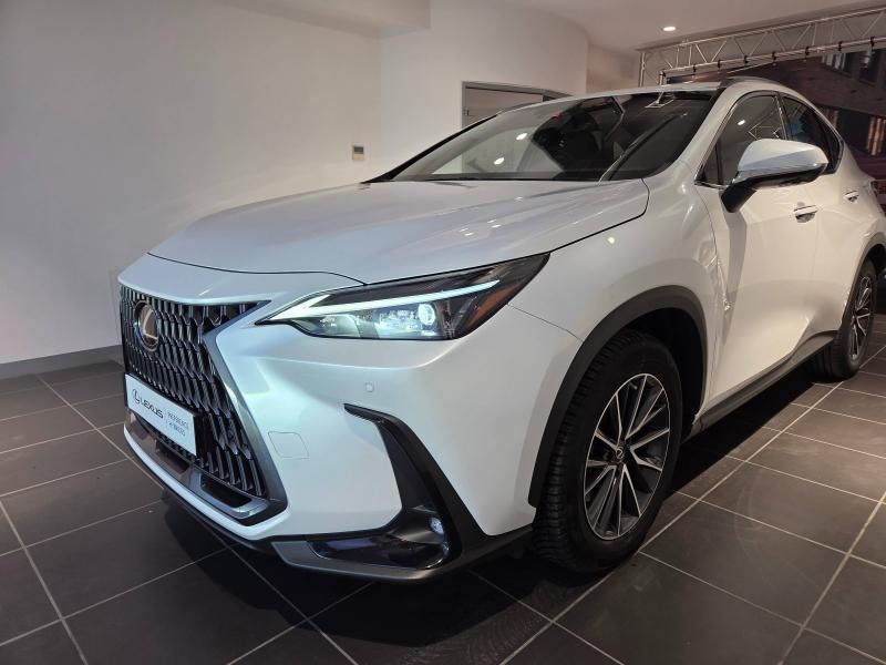 Photo 3 de l’annonce de LEXUS NX d’occasion à vendre à AUBIÈRE
