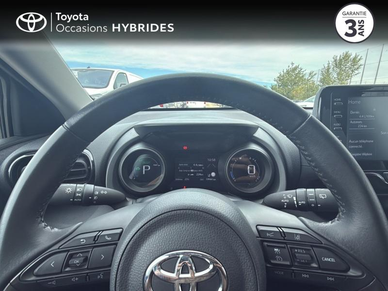 Photo 13 de l’annonce de TOYOTA Yaris d’occasion à vendre à NÎMES