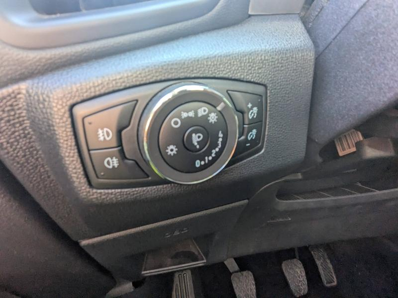 Photo 16 de l’annonce de FORD EcoSport d’occasion à vendre à DRAGUIGNAN