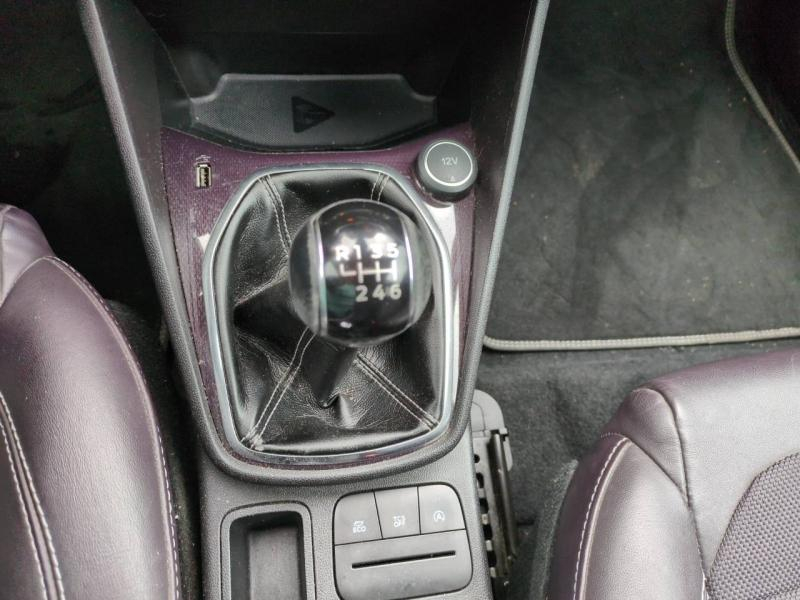 Photo 10 de l’annonce de FORD Fiesta d’occasion à vendre à NÎMES