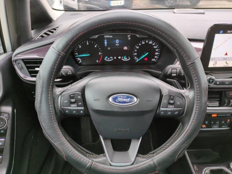 Photo 11 de l’annonce de FORD Fiesta d’occasion à vendre à NÎMES