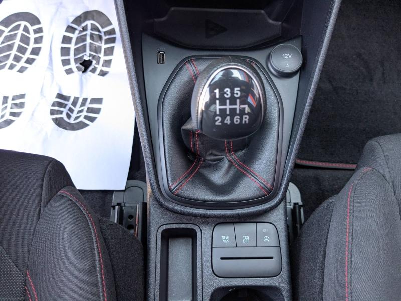 Photo 15 de l’annonce de FORD Fiesta d’occasion à vendre à LA VALETTE