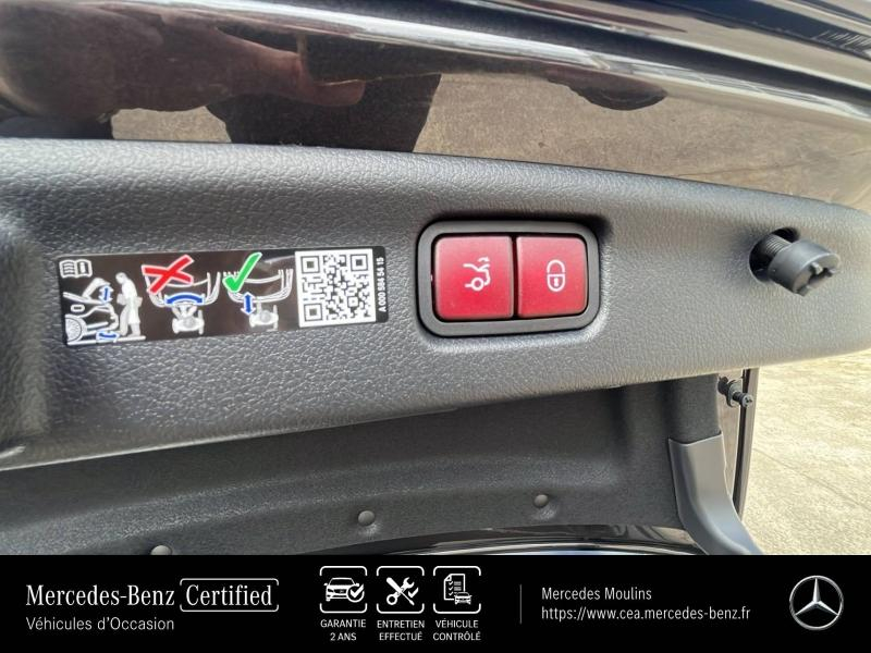 Photo 8 de l’annonce de MERCEDES-BENZ Classe C d’occasion à vendre à MONTLUÇON